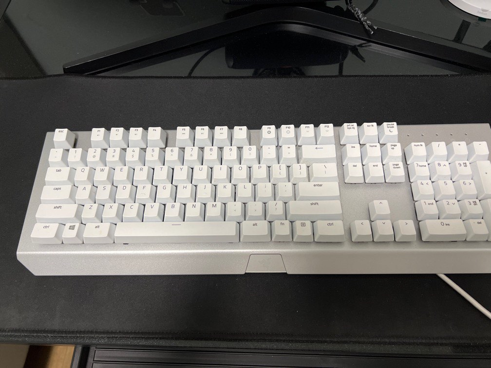 Razer Computer White Razer Blackwidow x Chroma Mercury White v2, Computers & Tech, Parts ...