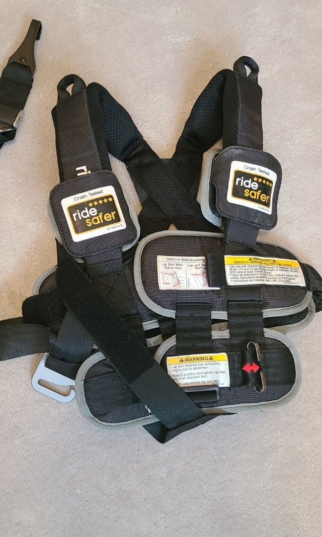 Ridesafer Gen5 Harness + Tether + Headrest, 兒童＆孕婦用品, 兒童傢具, 兒童傢具 安全圍欄及安全鎖 Carousell