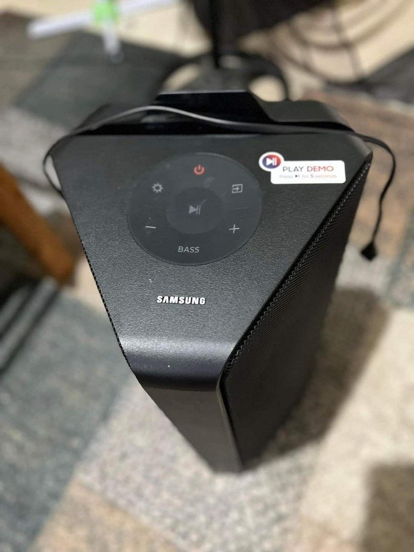 Samsung T50 500watts on Carousell