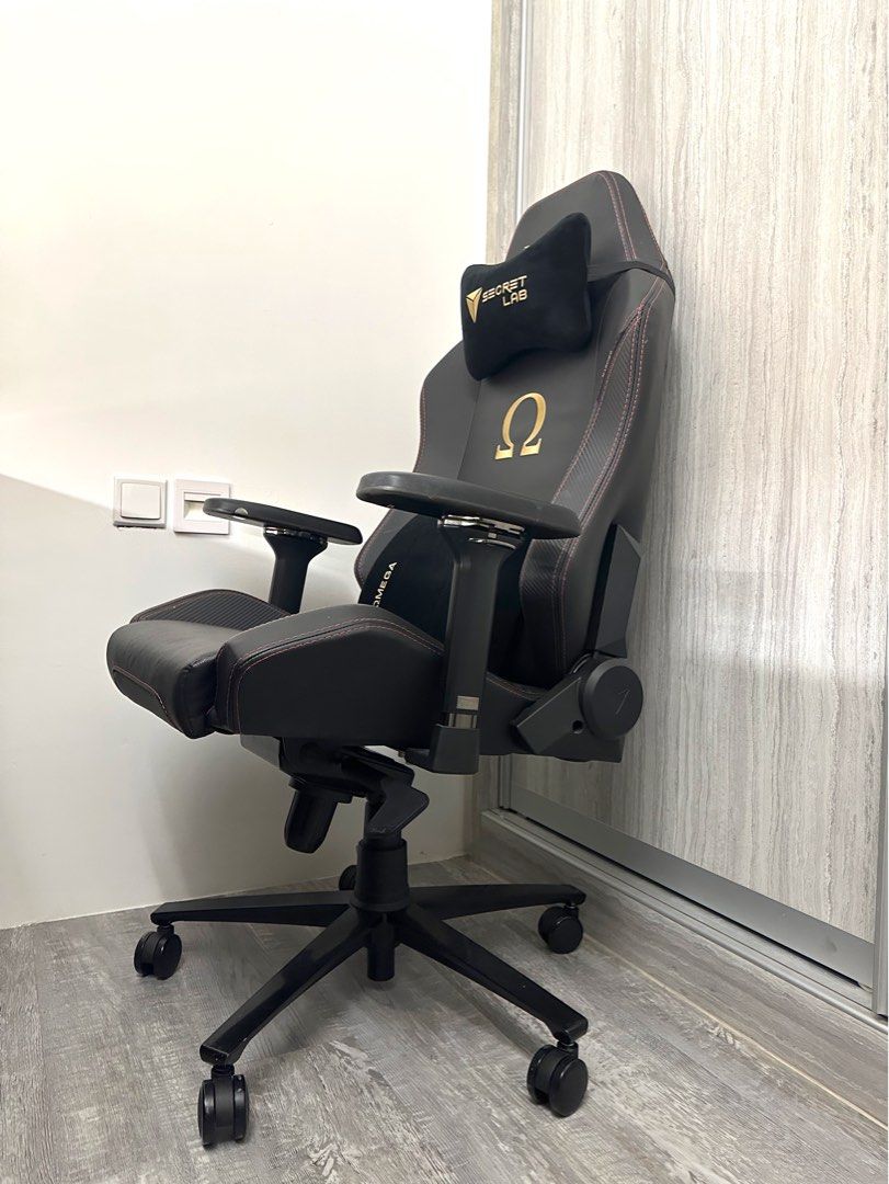 Secretlab Omega 2020 Stealth with Cushions, Furniture & Home Living ...