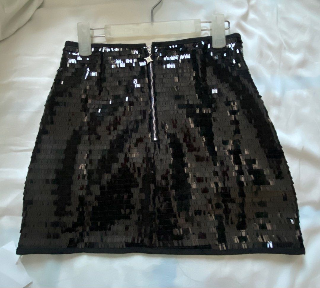 Sequin black skort, Women's Fashion, Bottoms, Skirts on Carousell