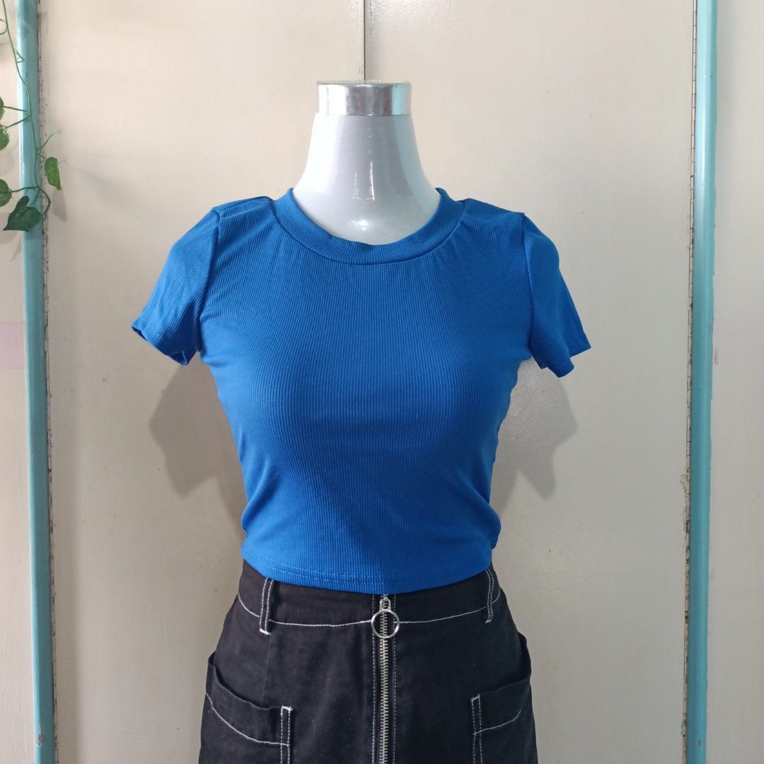 Shein Royal Blue ribbed crop top Small (Category: Shirts) located in Cabanatuan. Submitted by 4zenith (Listing ID 1247377671, Image 2). Description: Small on tag can fit up to semi m.