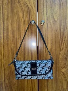 (Category: ) located in . Submitted by serrazm (Listing ID 1247342683, Image 1). Description: .