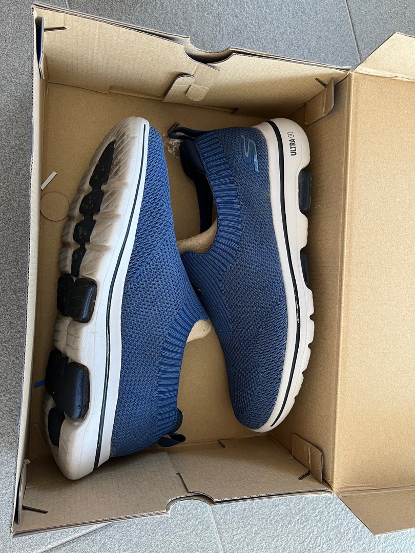 Skechers Men Go Walk 5 size US9 Men s Fashion Footwear Sneakers