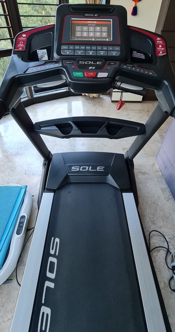 Sole F85 Treadmill for Sale, Sports Equipment, Exercise & Fitness
