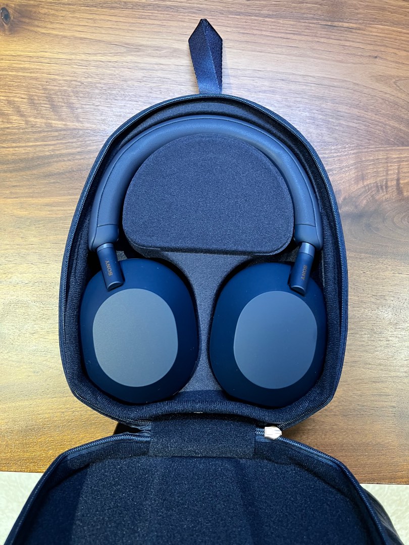 Sony WH-1000XM5 Midnight Blue, Audio, Headphones & Headsets on Carousell