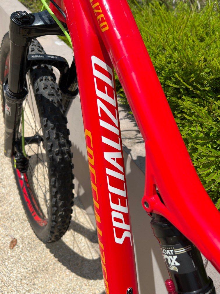 Specialized Camber FSR 27.5 expert Size L Sports Equipment