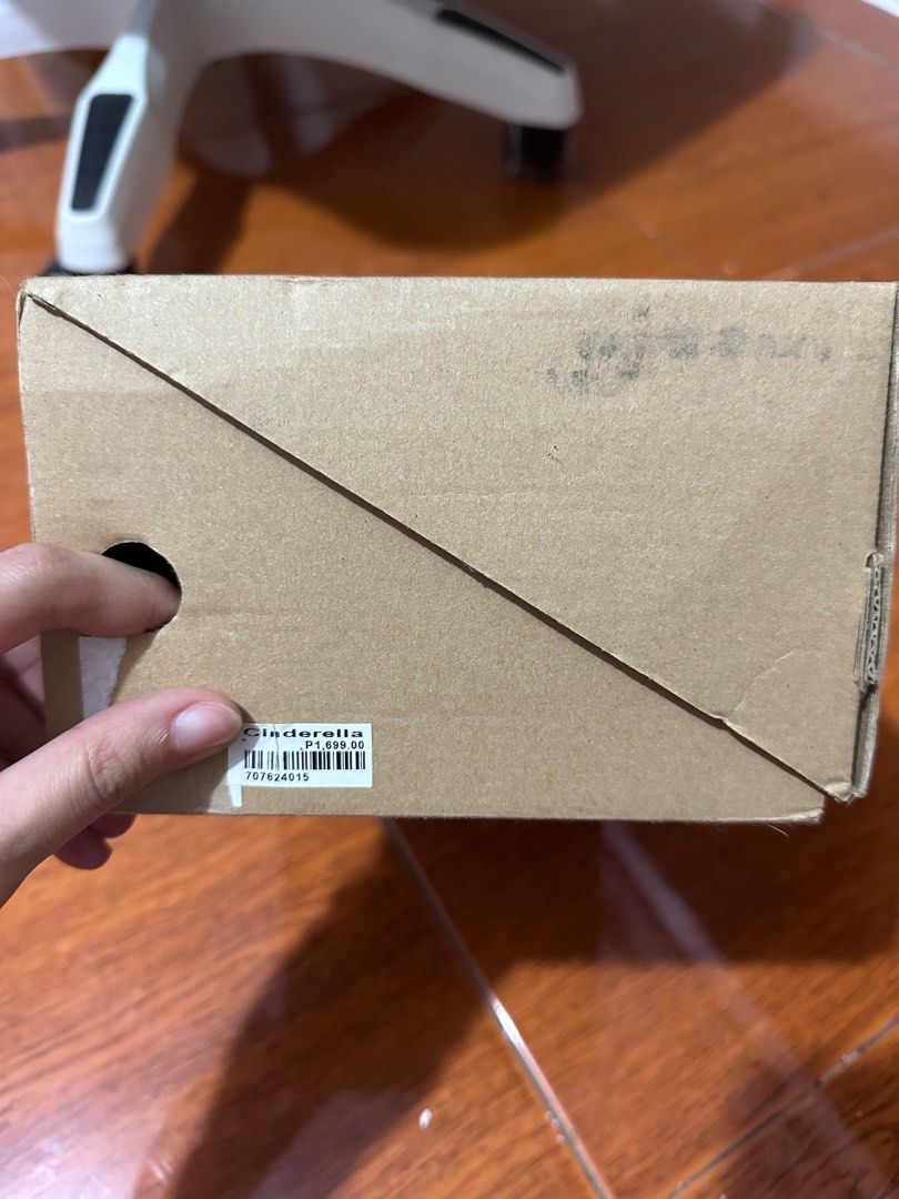 SUKI black heels SIZE 7 WM (Category: Sandals) located in Dasmarinas. Submitted by mingmingtsu_ (Listing ID 1247475320, Image 2). Description: No Box Last pic when worn Original price was ₱1699 Only used for 2 times. Brought this as Cinderella in Glorietta Makati shipping not included.