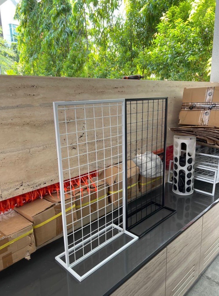 Table Top Wire Mesh Rack (Many Available), Furniture & Home Living