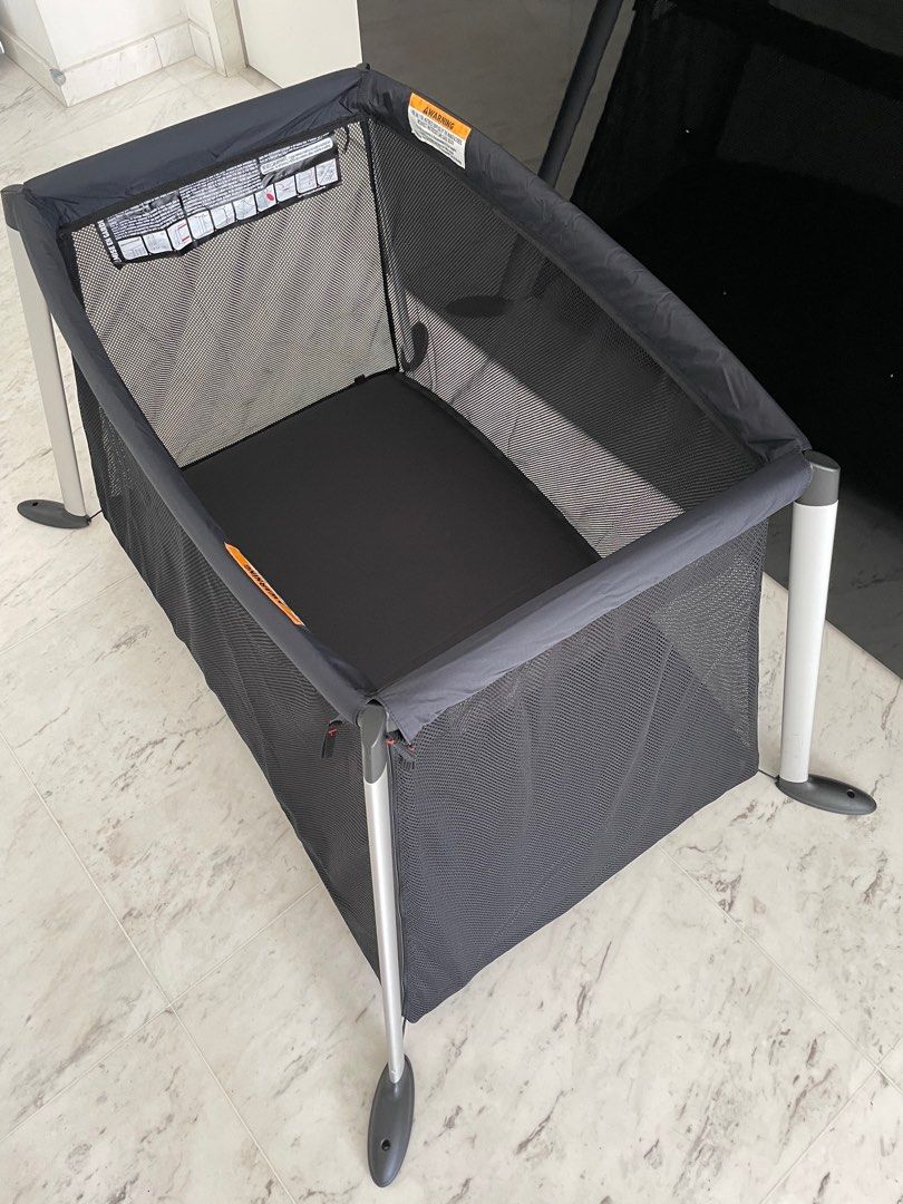 Travel cot (Phil&Teds v4), Babies & Kids, Baby Nursery & Kids Furniture