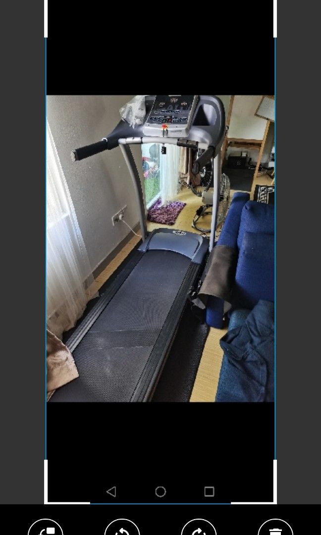 Johnson fitness tempo store t81 treadmill