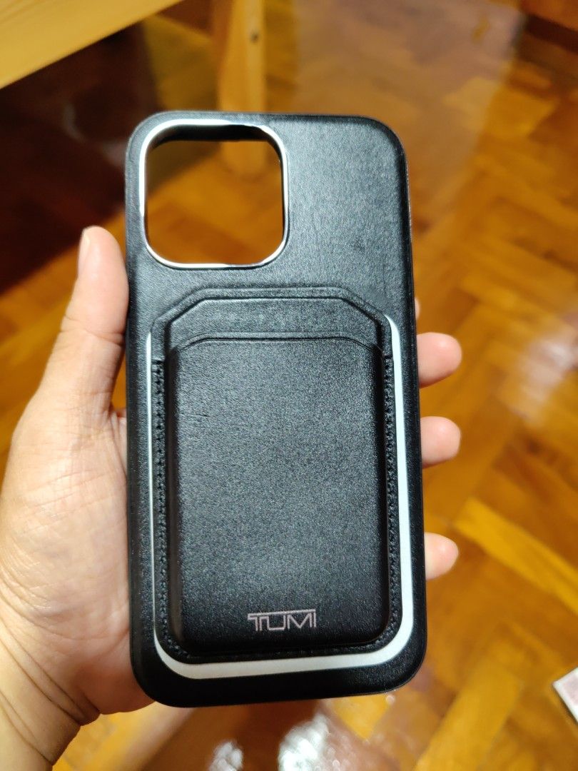 Tumi online iphone wallet