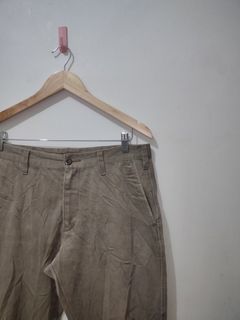 Uniqlo Chino Pants (Dark Khaki)