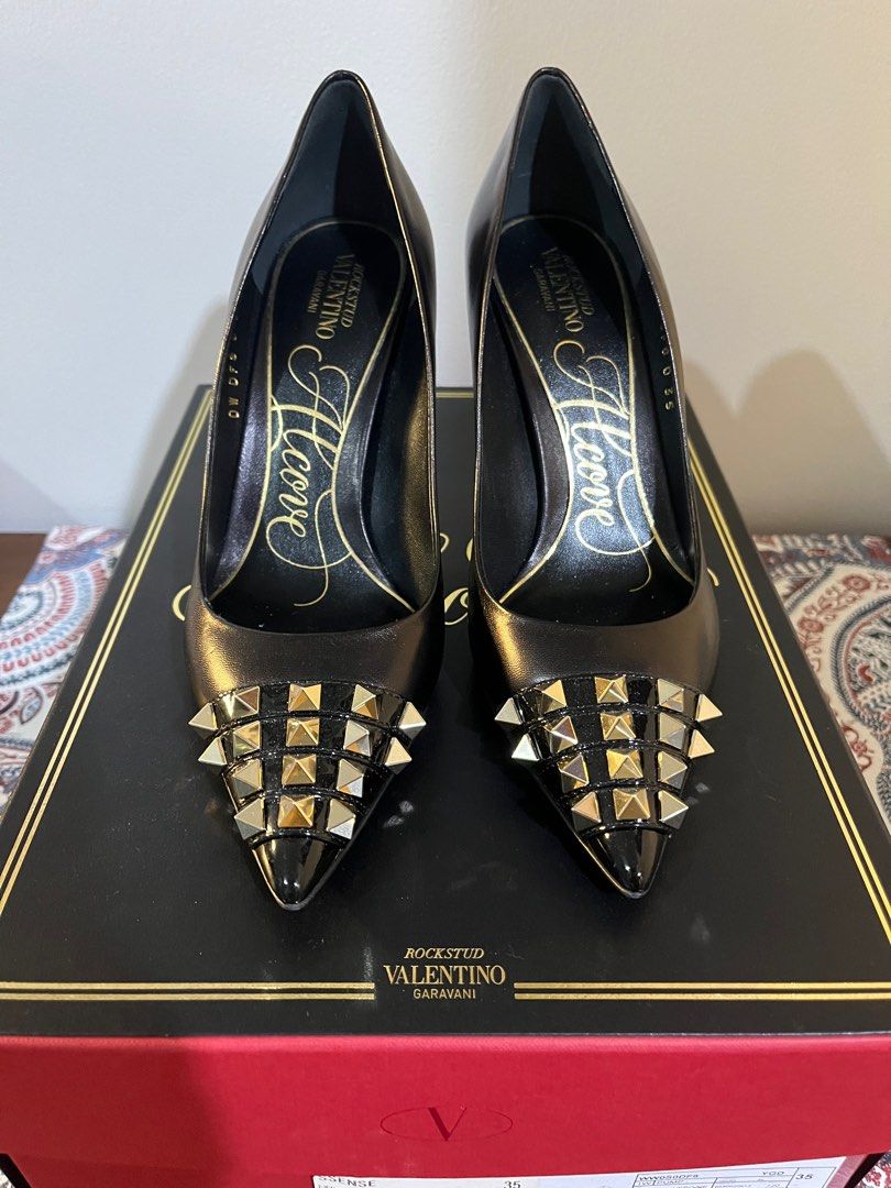Valentino sales rockstud used