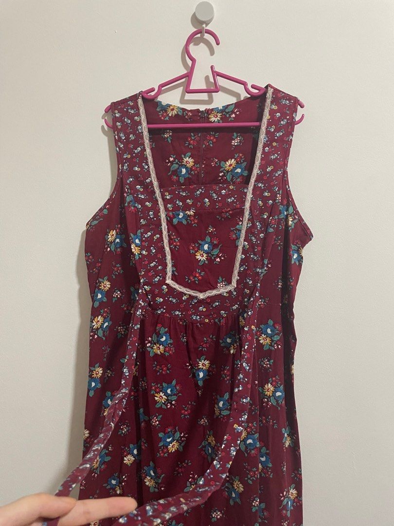 Vintage formal maroon floral dresses
