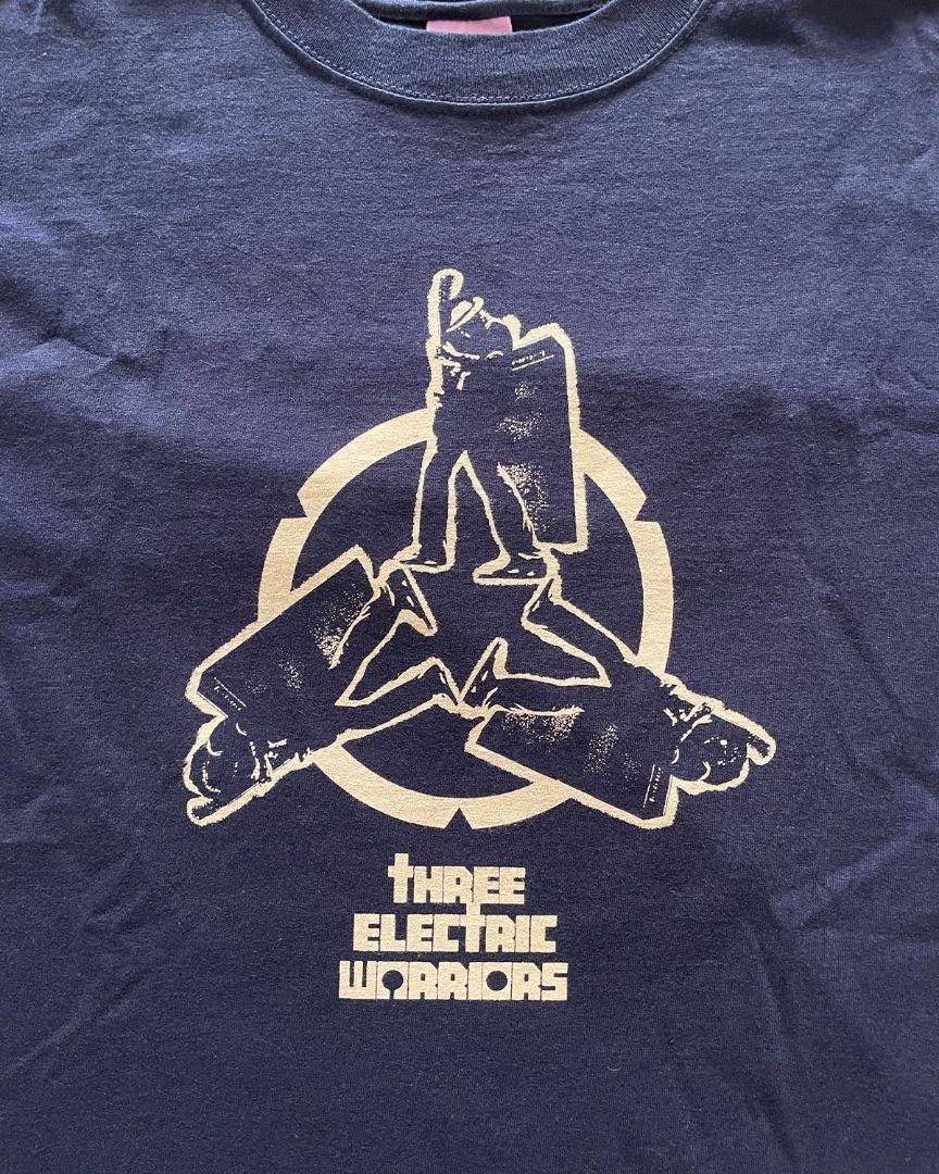 Vintage Three Electric Warriors Tee Men s Fashion Tops Sets