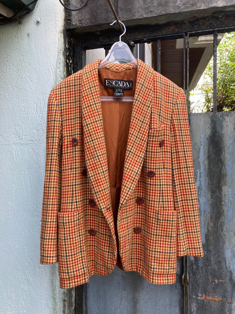 blazer escada