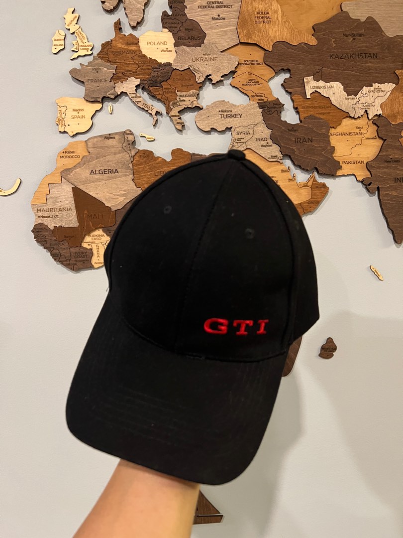 Gti hat top
