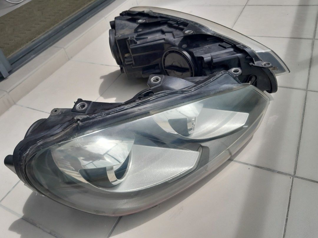 VW Golf MK6 Headlights (left and right), Auto Accessories on Carousell