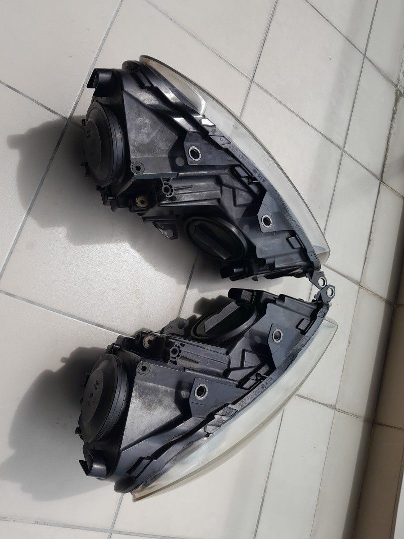 VW Golf MK6 Headlights (left and right), Auto Accessories on Carousell