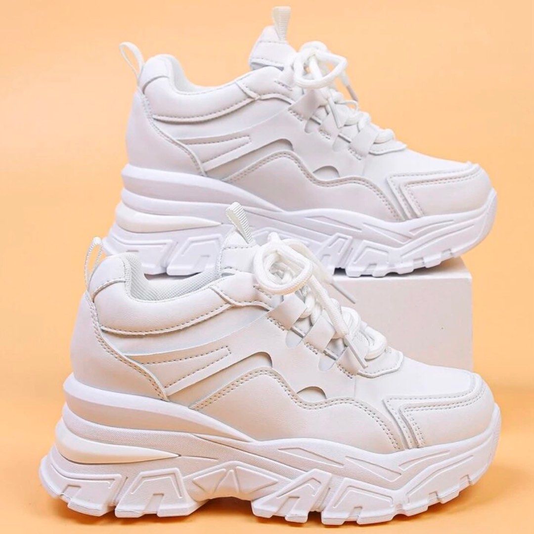 White tennis on sale shoe wedges