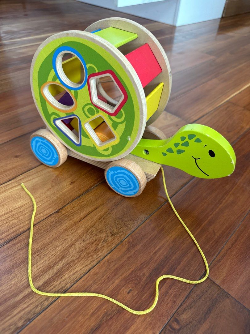 Hape turtle pull pal deals