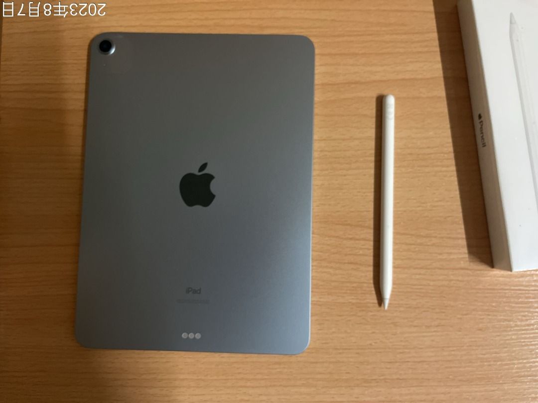 外觀接近全新天藍色iPad Air 4 64GB 連2代Apple Pencil, 手提電話