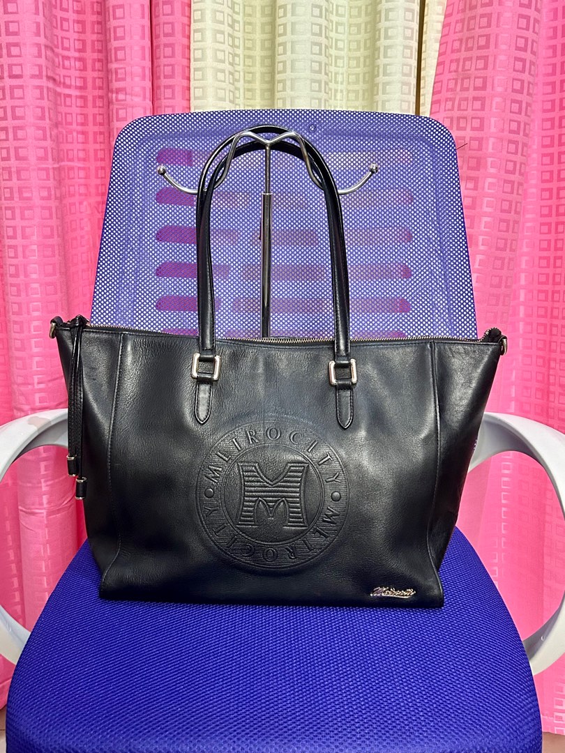 PreLoved MetroCity Doctors Bag, Women's Fashion, Bags & Wallets, Tote Bags  on Carousell