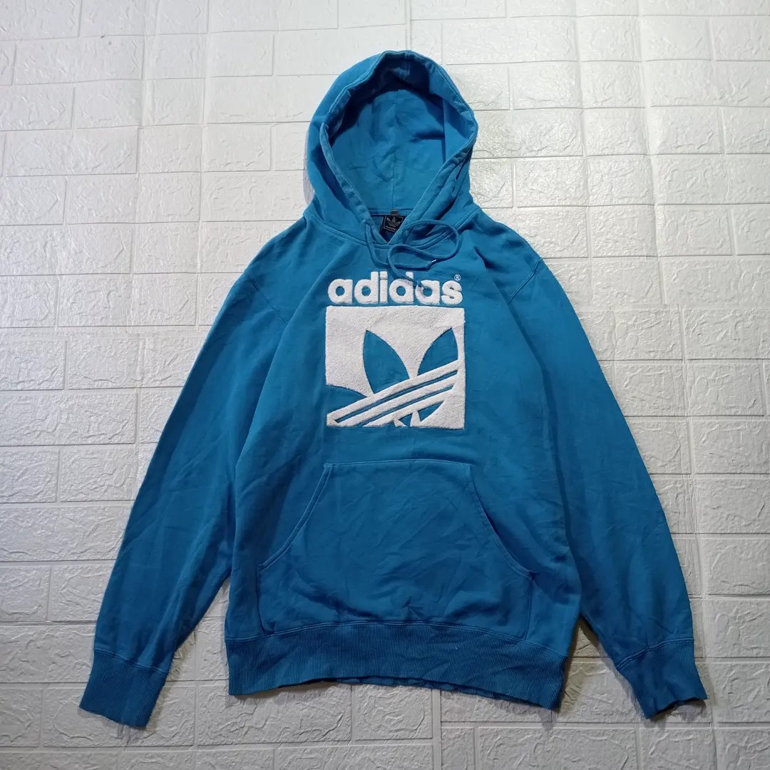 Adidas hodie on Carousell