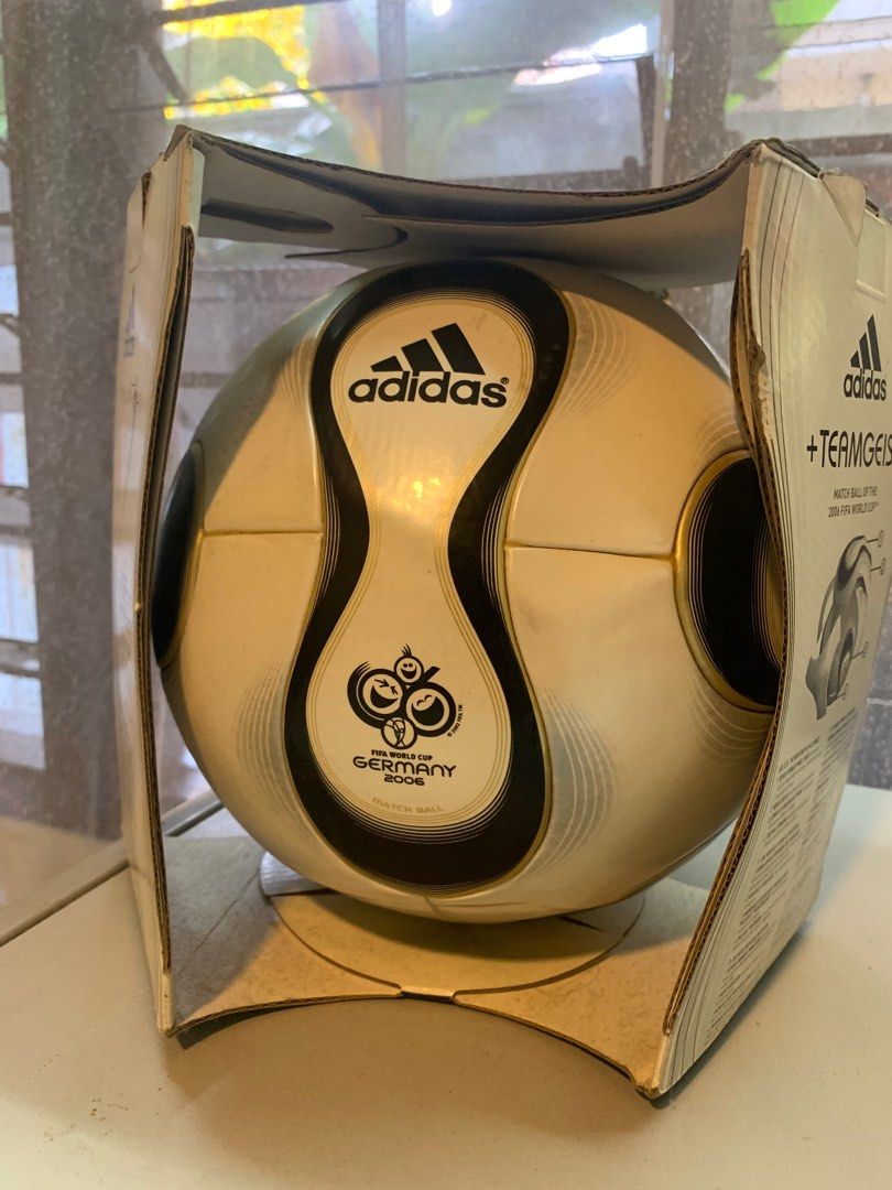 Adidas Teamgeist Germany | Official Match Ball | Berlin | FIFA World Cup  2006