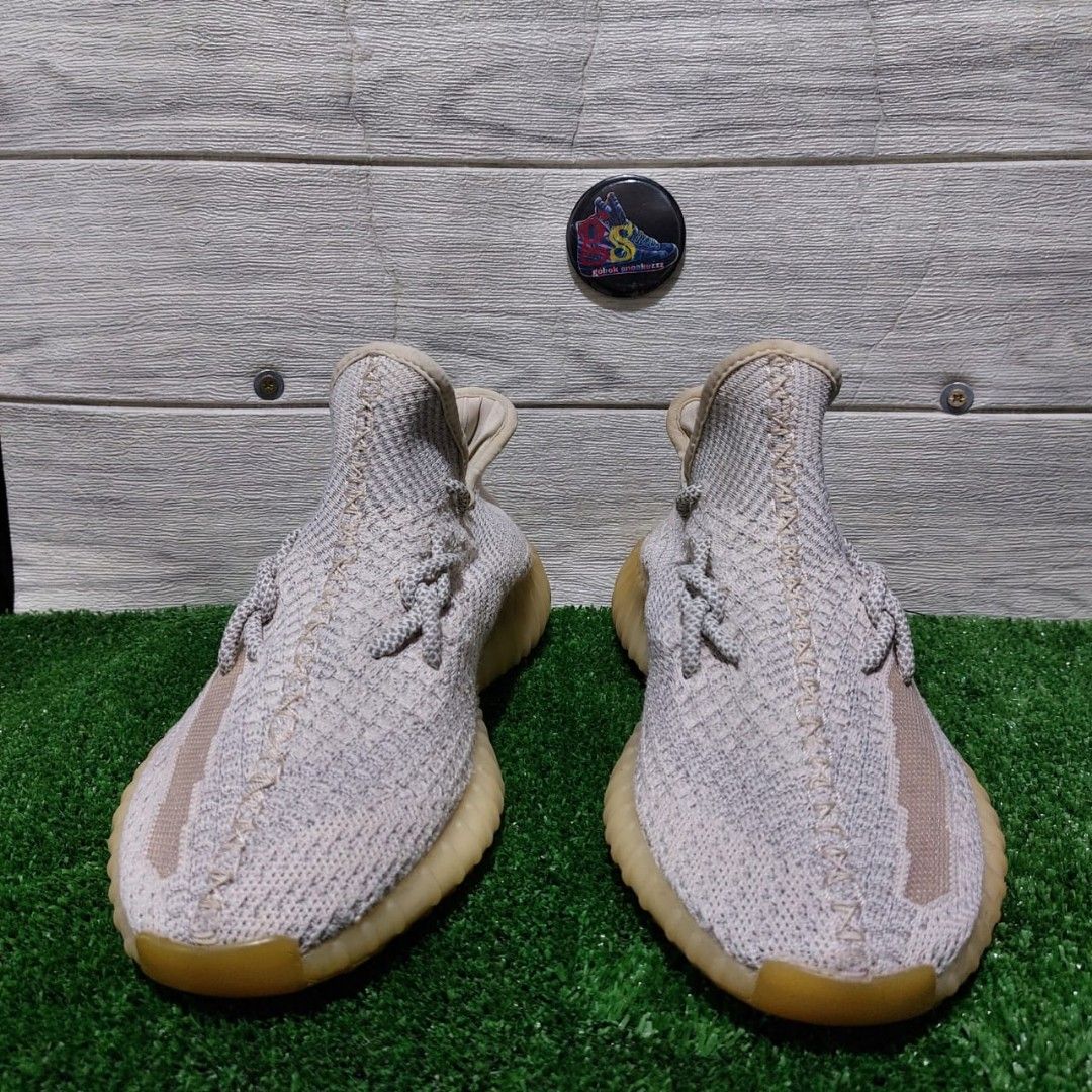 ADIDAS YEEZY BOOST 350, Men's Fashion, Footwear, Sneakers on Carousell