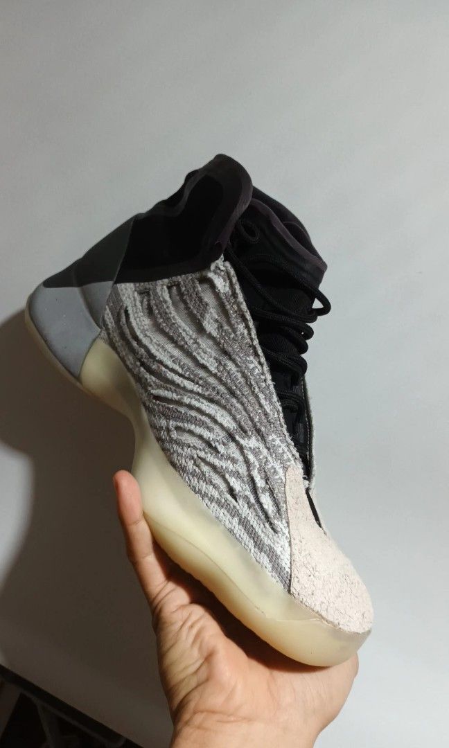 Adidas Yeezy Quantum 10.5 UK