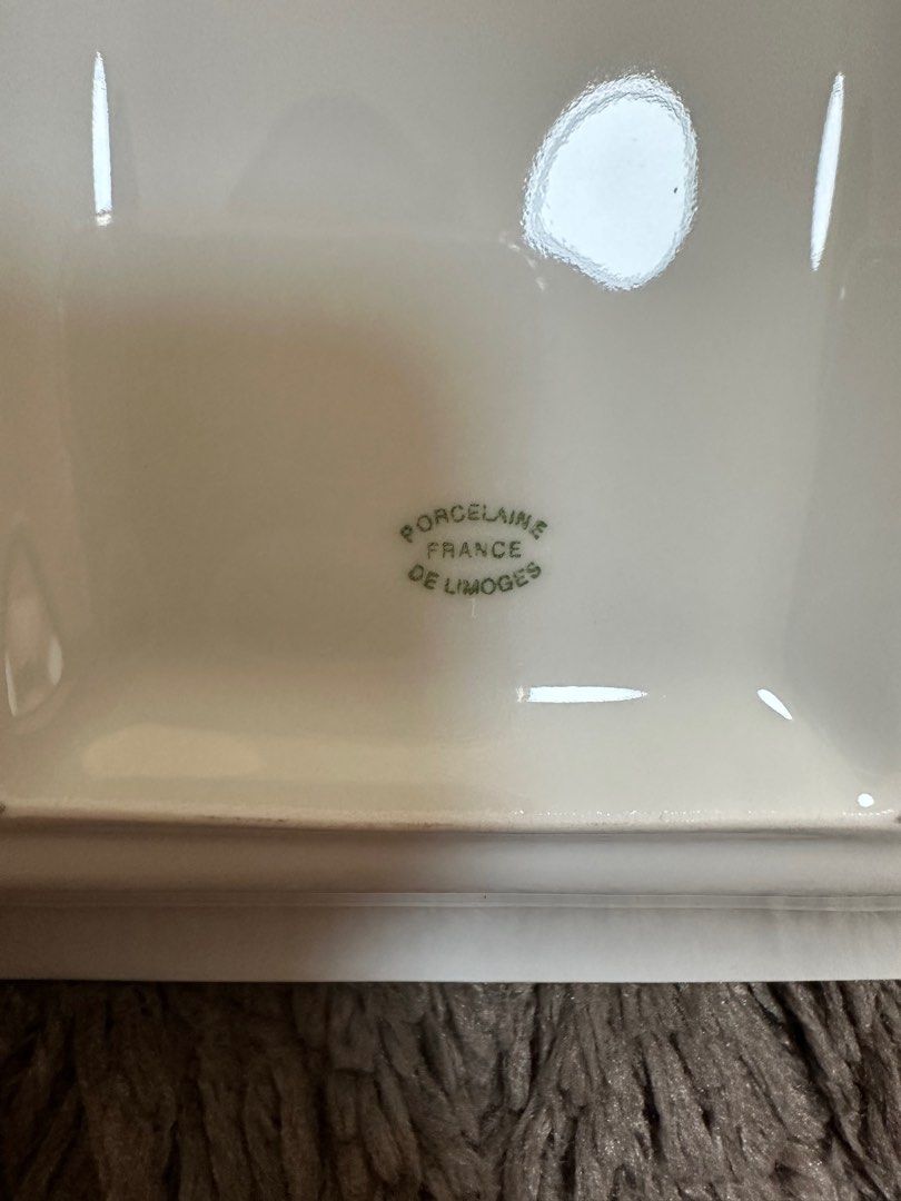 Authentic Cartier Porcelain Leopard Print (Category: Luxury Accessories) located in Manila. Submitted by az.purse (Listing ID 1247529788, Image 3). Description: .