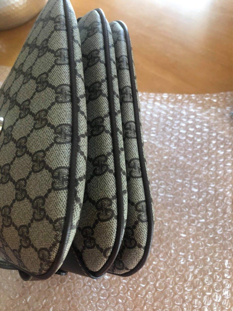 Authentic Gucci Sling Bag (Category: Luxury Bags & Wallets) located in Cainta. Submitted by bestchoice25 (Listing ID 1247523451, Image 2). Description: Preloved legit vintage Gucci Sling Bag. Bought in Japan.