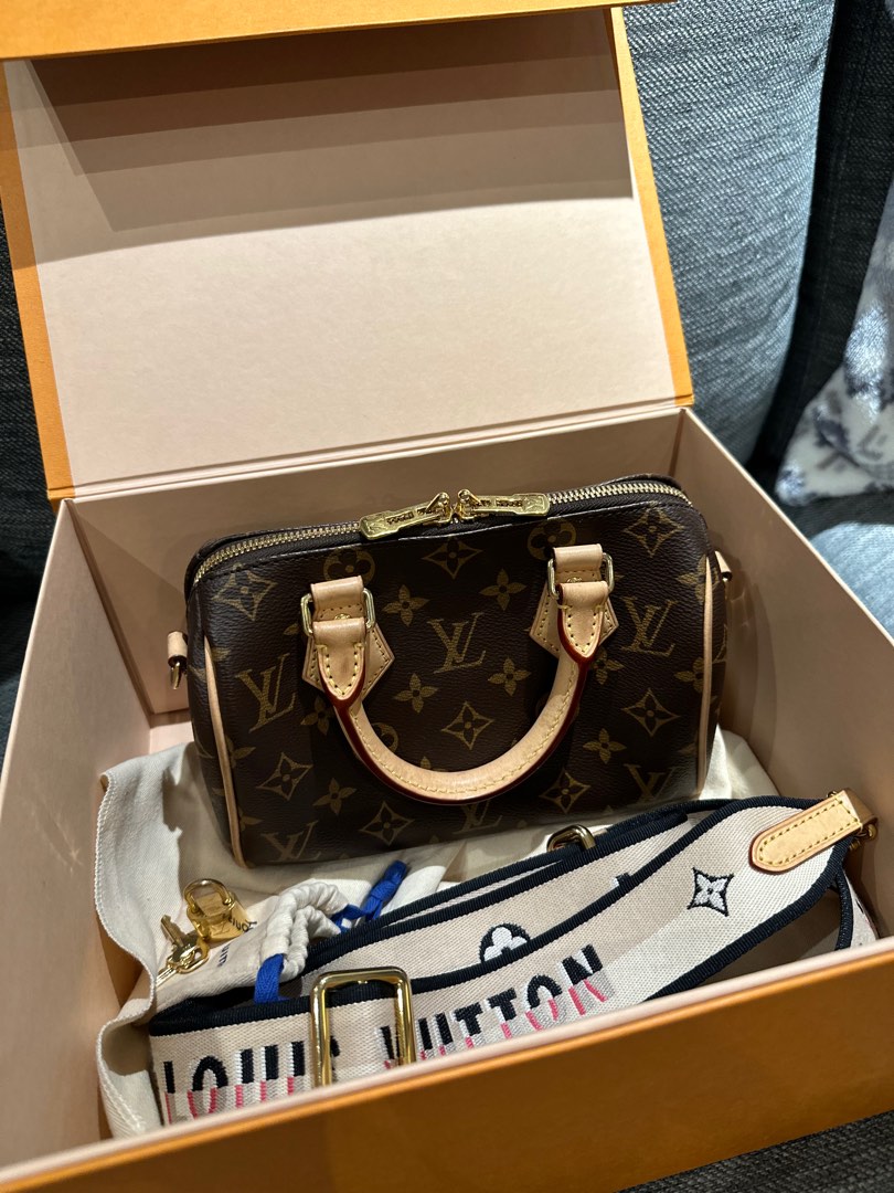 Louis Vuitton Mini Looping MI0052