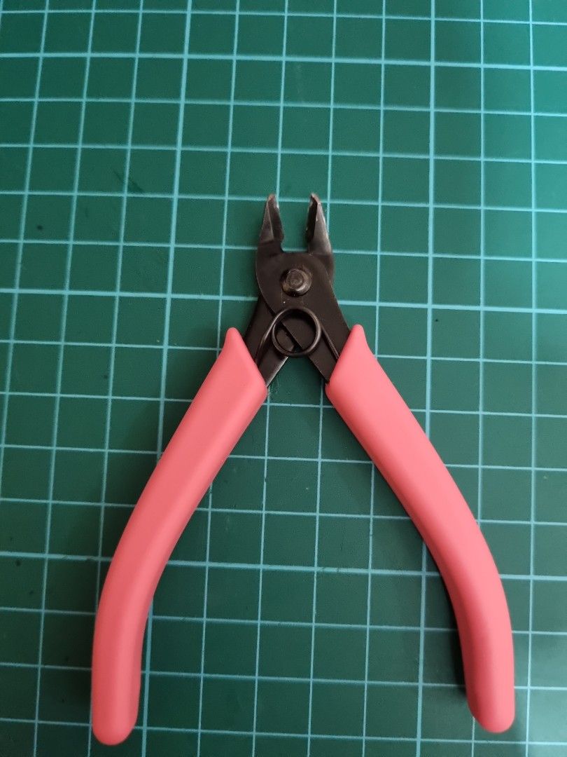 Gundam Nippers, Hobbies & Toys, Stationery & Craft, Craft Supplies