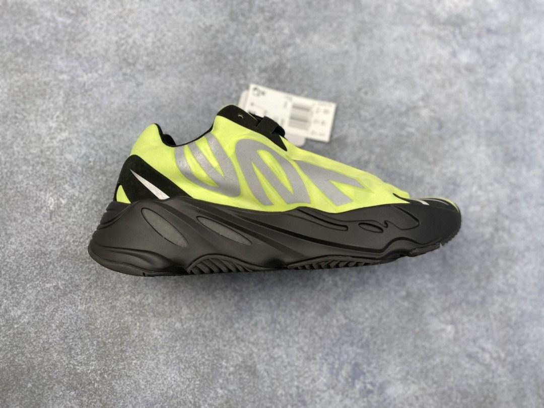 Yeezy clearance inertia 3m
