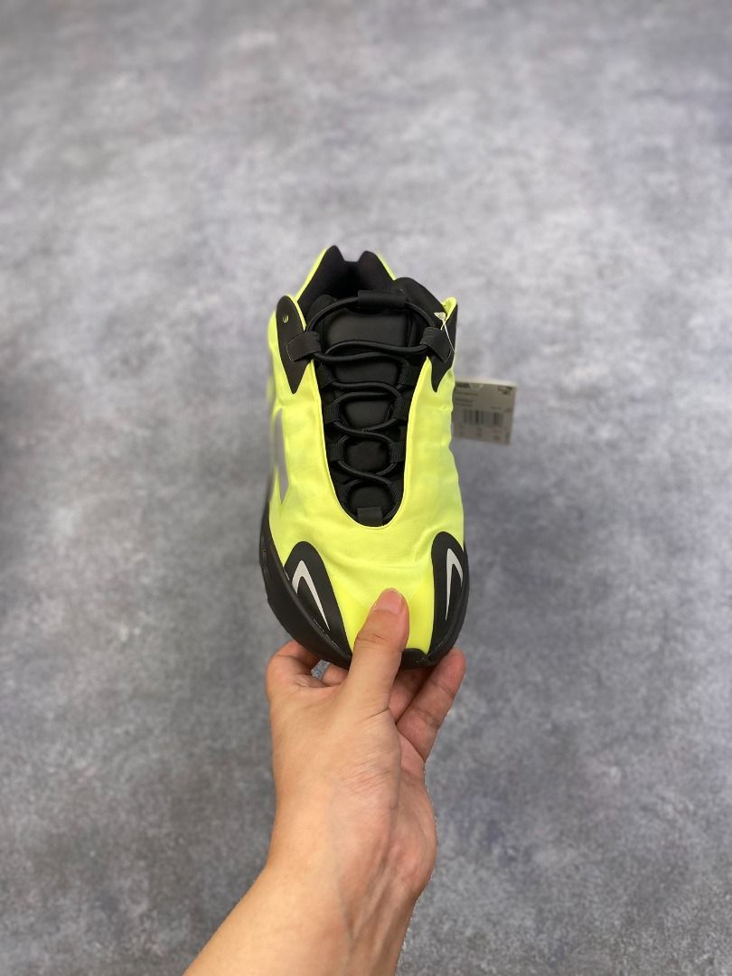 Yeezy 7 3m 2025