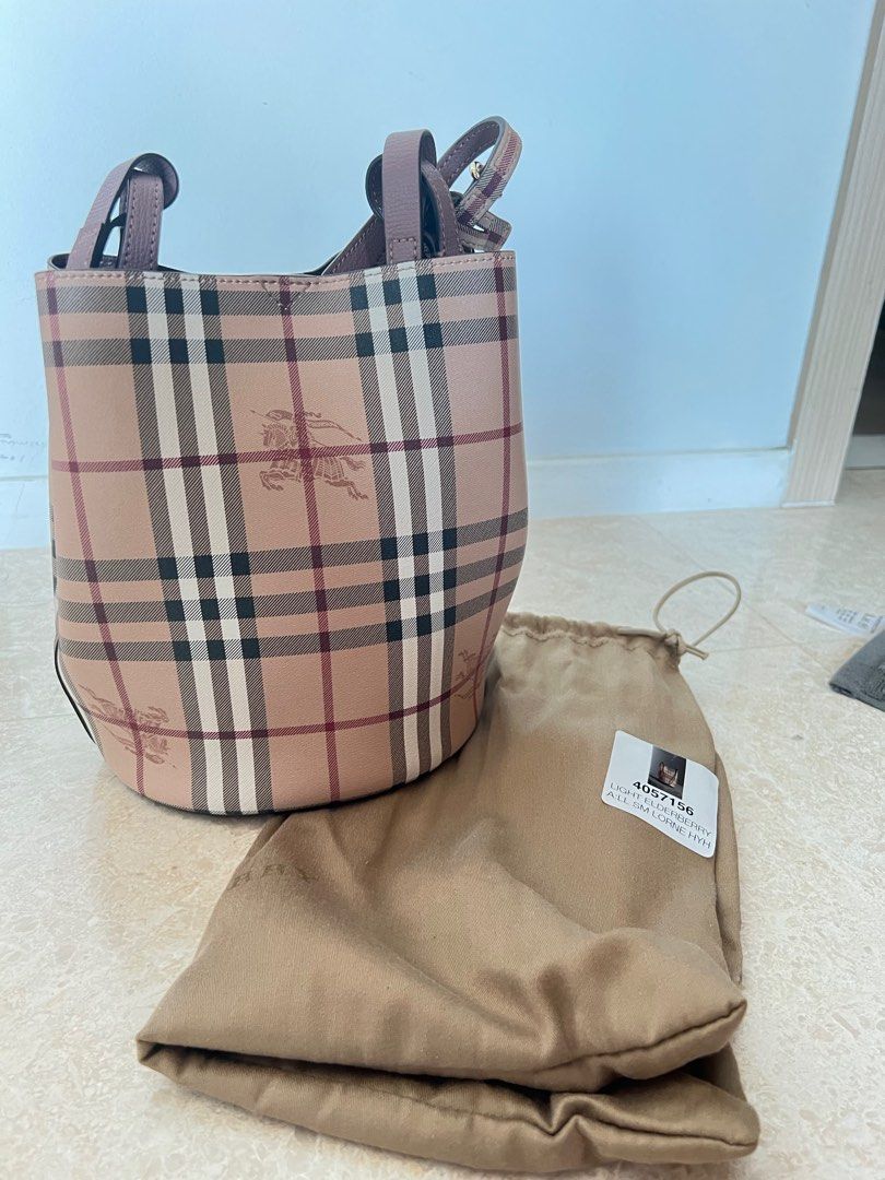 Burberry haymarket bucket bag discount