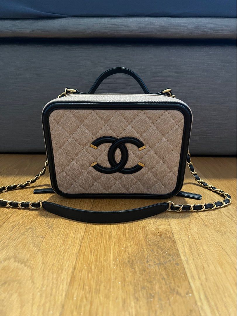 Chanel cc filigree vanity caviar black beige medium Luxury Bags Wallets on Carousell