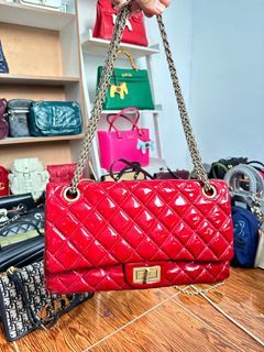 Chanel classic 30cm