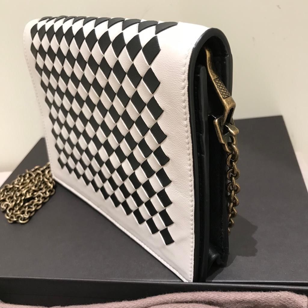 Next white clutch bag deals