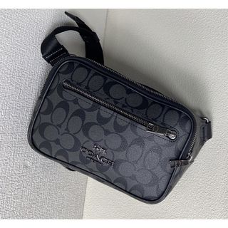 (Category: ) located in . Submitted by yhn_boutique (Listing ID 1247668380, Image 1). Description: .