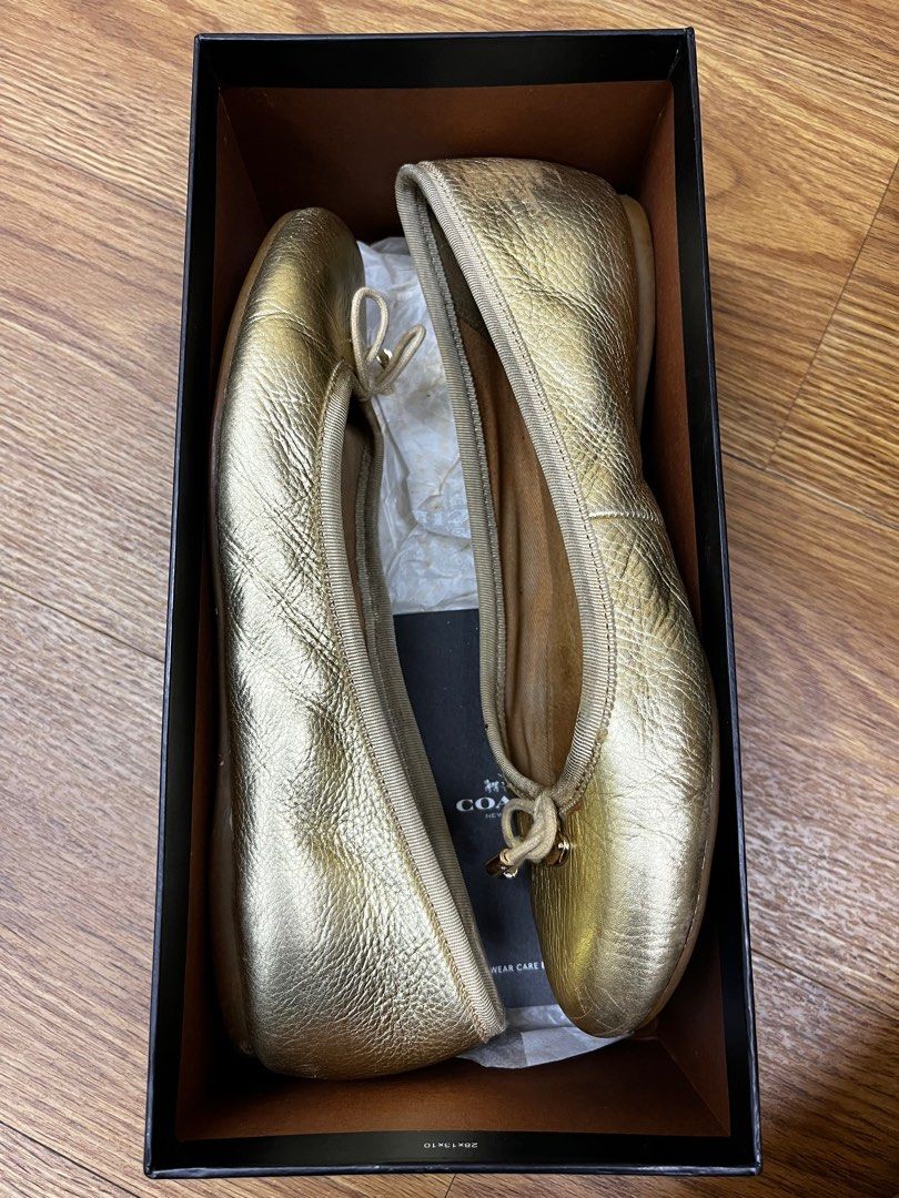 Coach outlet gold flats
