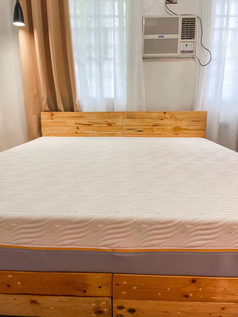 Authentic Uratex King Size Mattress on Carousell