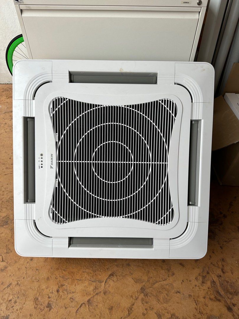 Daikin 2.0HP (FCN20F/RN20C) Ceiling Cassette Type Air Cond NonInverter