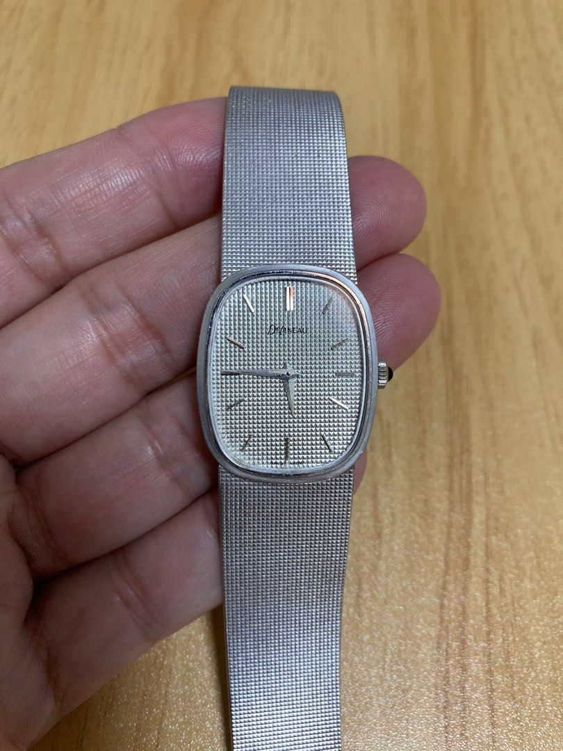 古董」Delaneau「帝后」機械錶！成色750（18K)黃金! 重量62克（即1兩6錢5分6厘）重！24mm  X29mm！正常運行！「冇盒冇證」！當金價賣！, 名牌, 手錶- Carousell