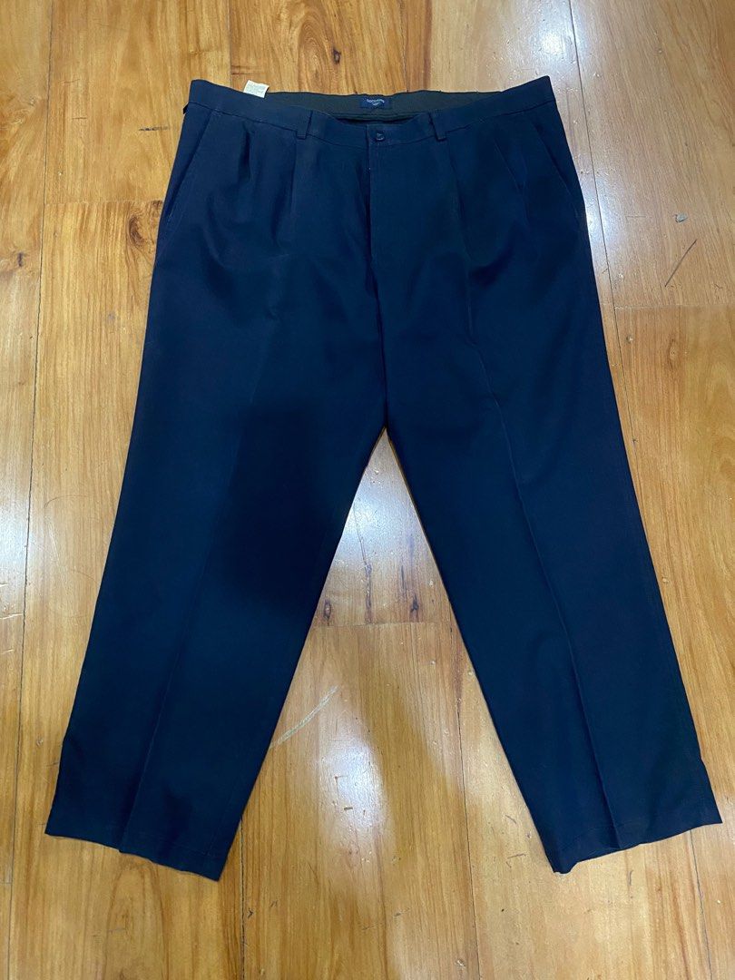 DOCKERS 44/32 FORMAL PANTS (Category: Trousers) located in Taguig. Submitted by bargainbuddies2021 (Listing ID 1247586821, Image 1). Description: Formal pants no damage Size 44/32 Plus size hard to find Deep blue color.