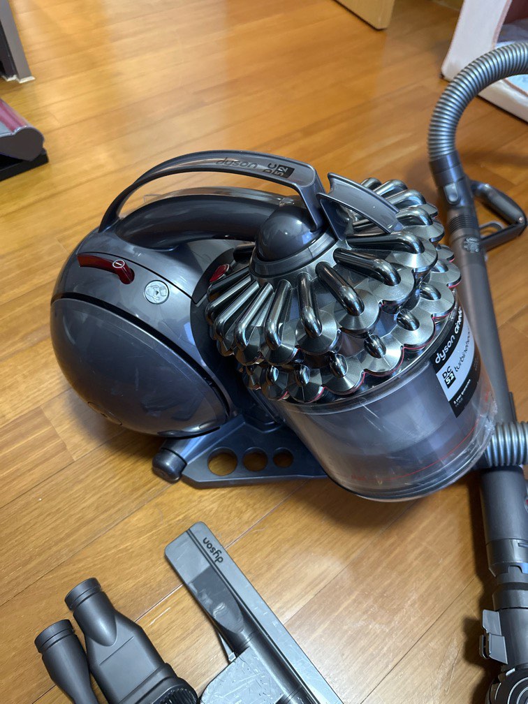 Dyson DC52 heavy duty vacuum cleaner, TV & Home Appliances, Vacuum