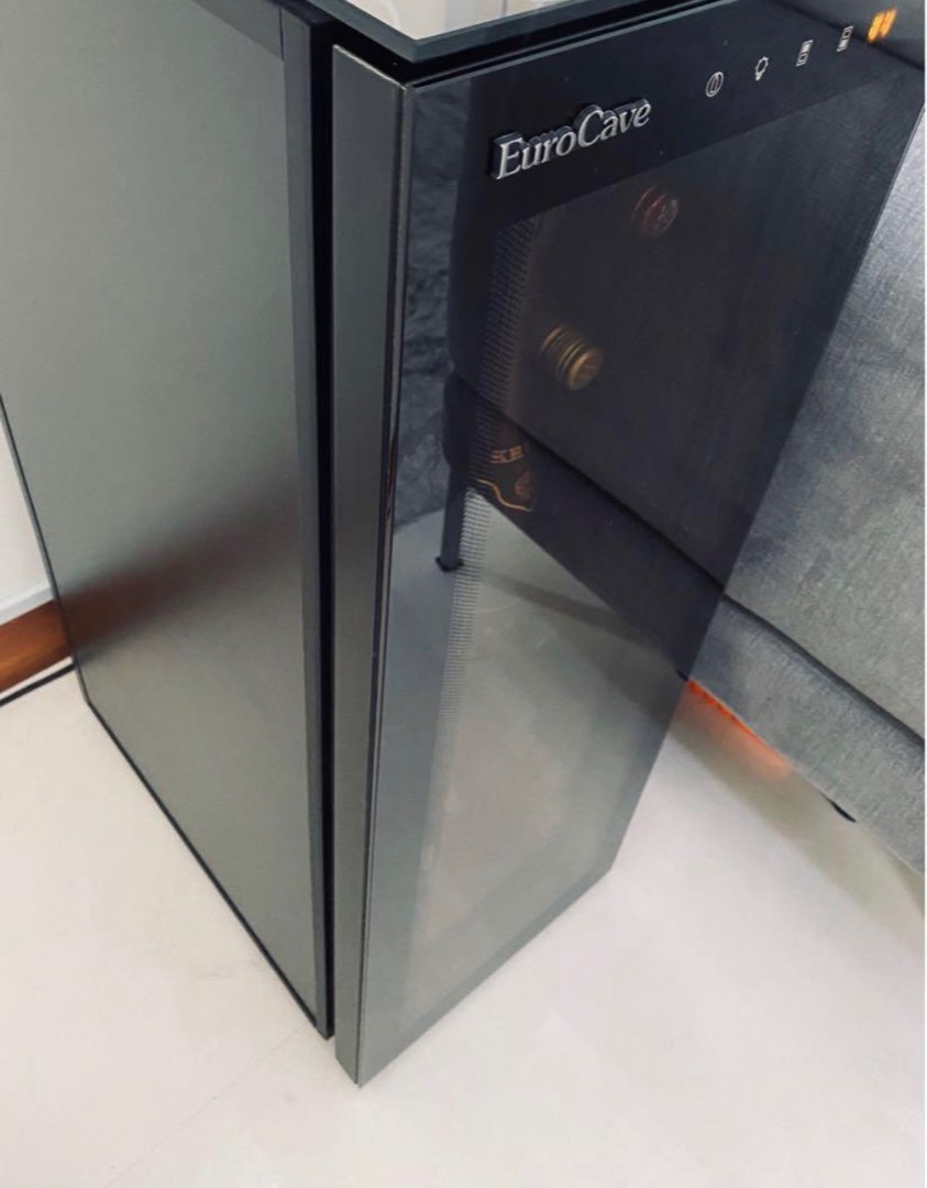 Eurocave freestanding wine fridge, TV & Home Appliances, Kitchen